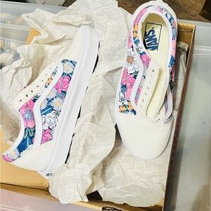 Vans Old Skool Retro Floral-Women’s 8.5. NIB (multi color)